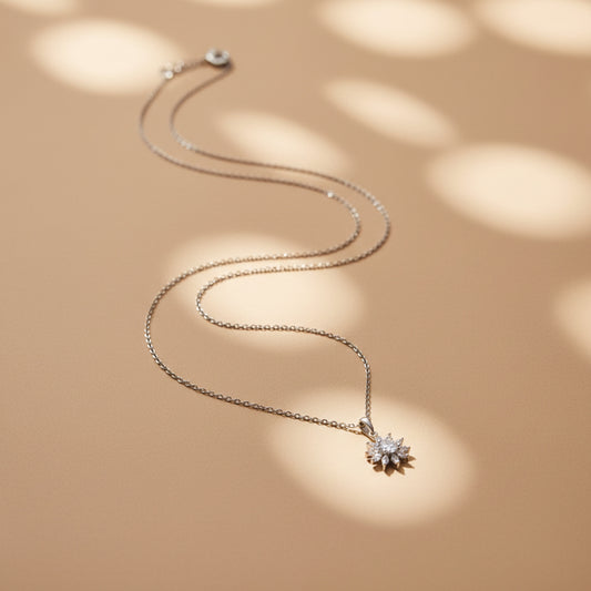 Collana Fiore con Strass – Acciaio Inox