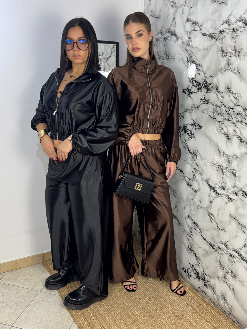 Completo Satin Glow