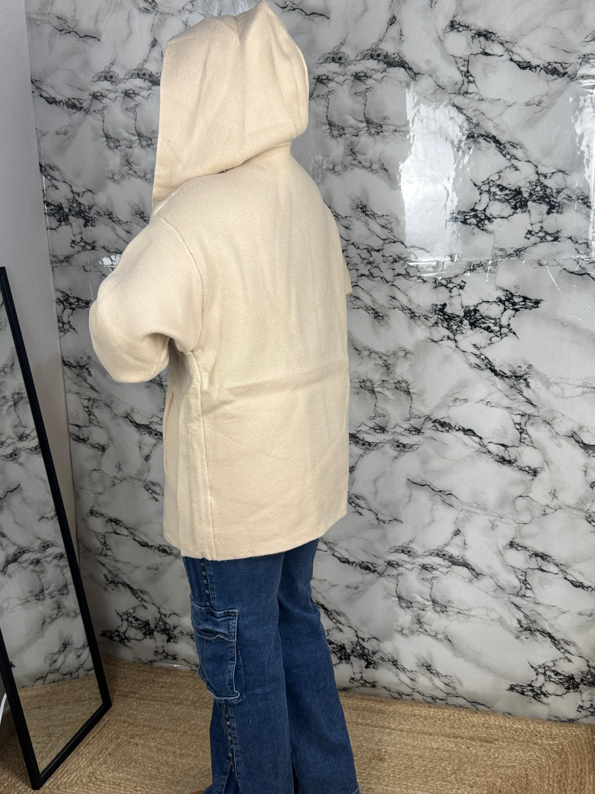 CARDIGAN CON CAPPUCCIO — “Soft Camel”
