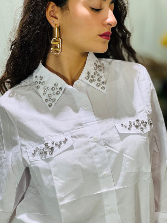 Camicia  – White Elegance