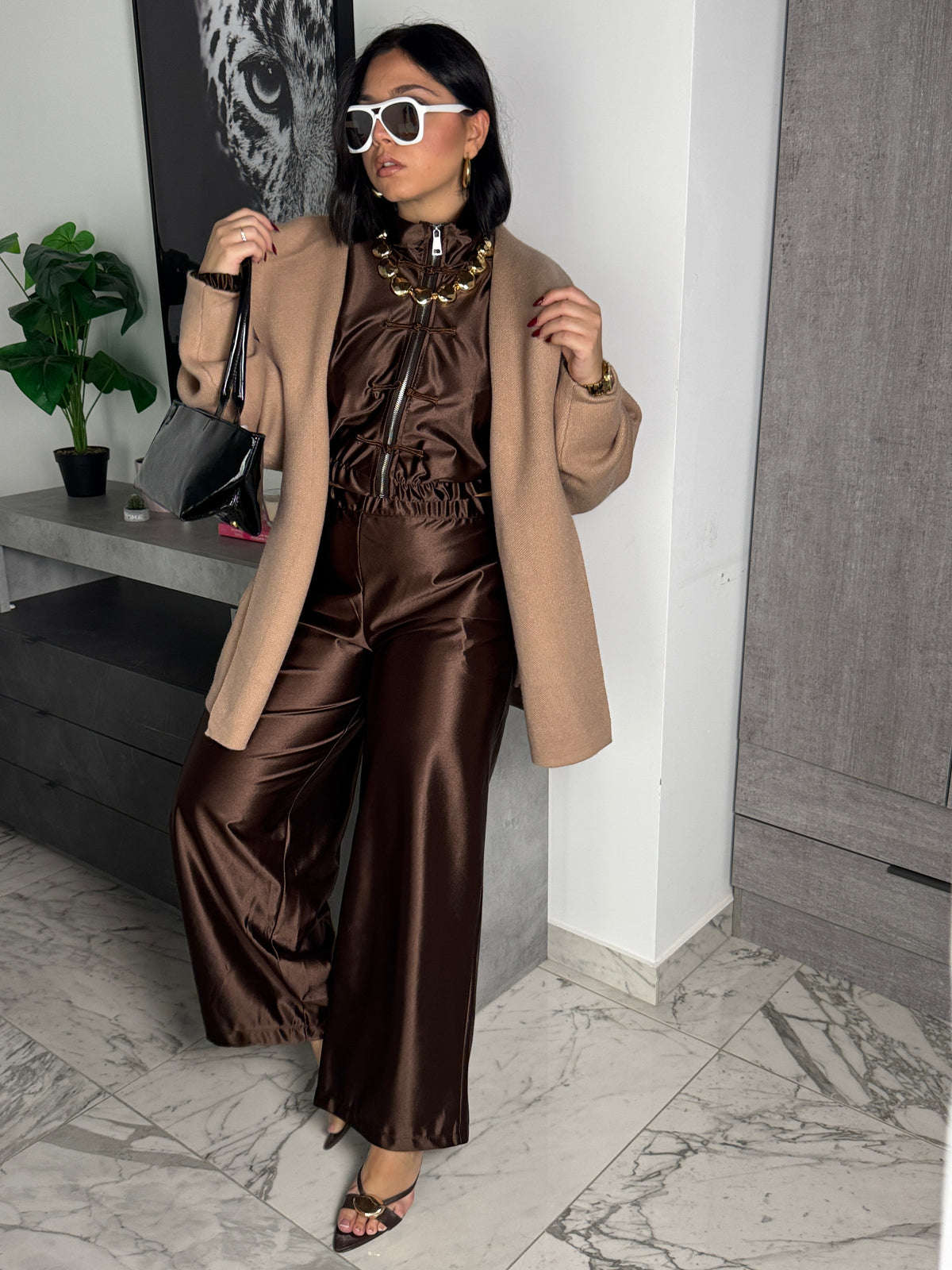 Completo Satin Glow