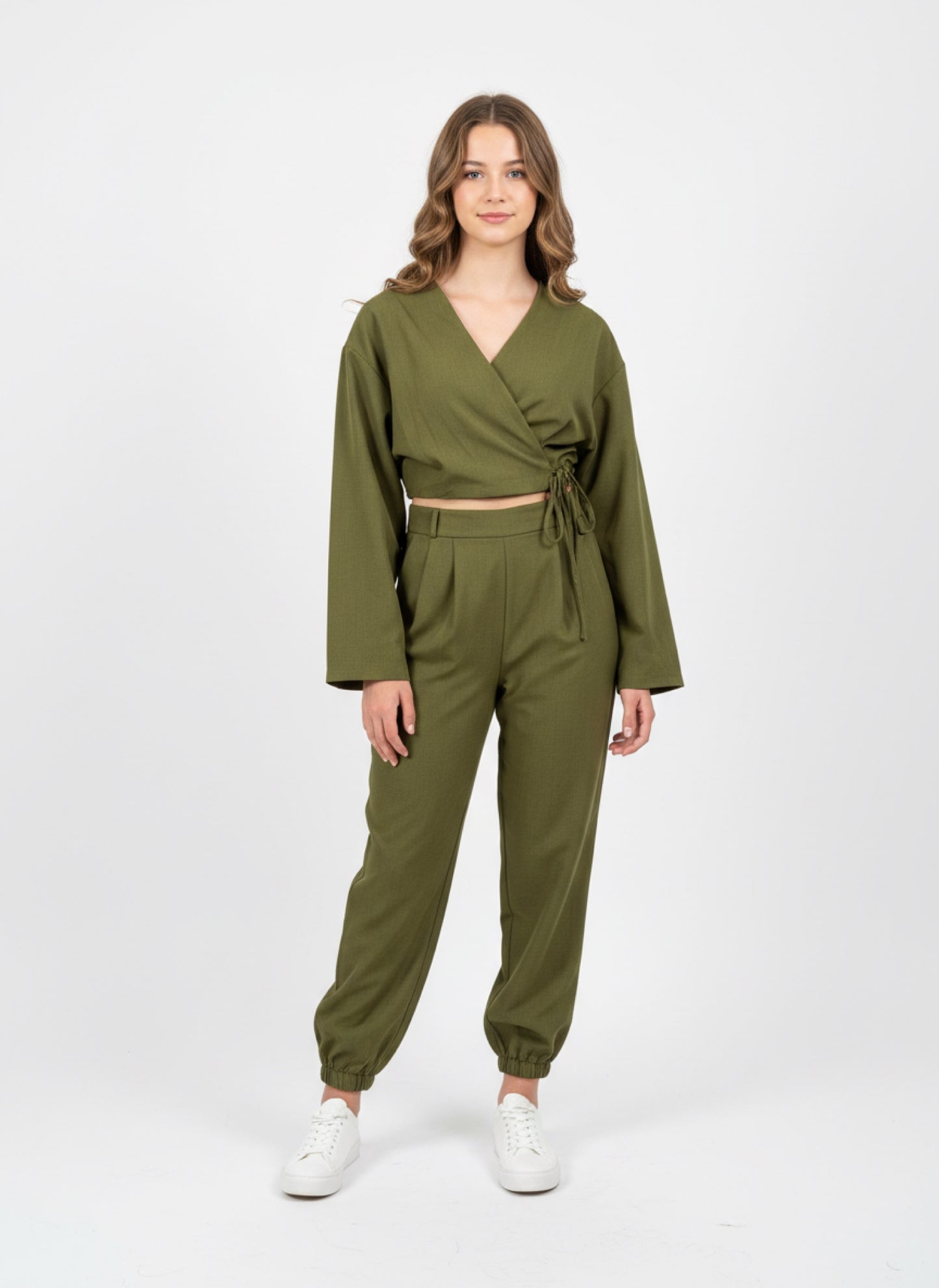 COMPLETO SABRI CON CINTURA