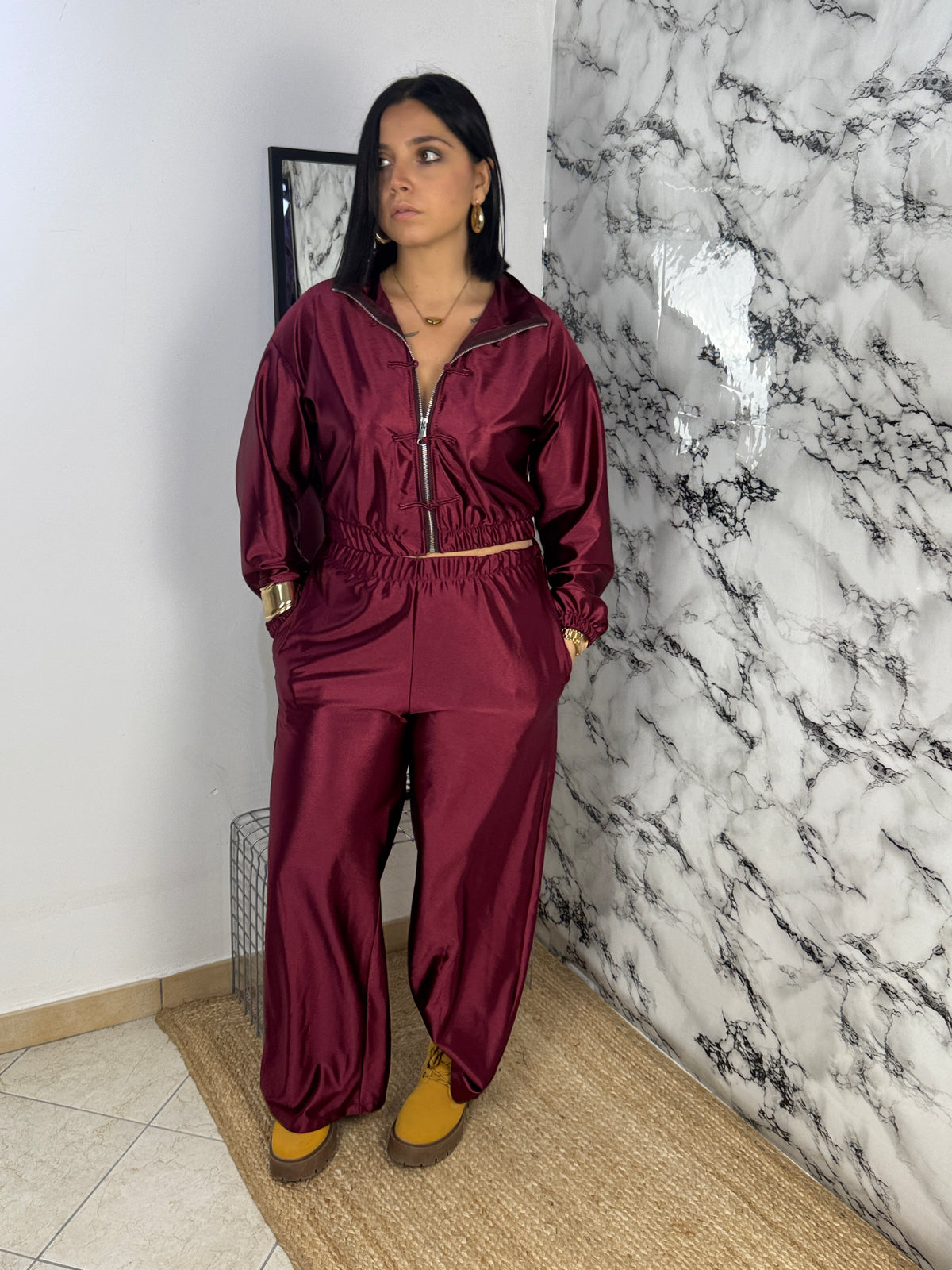 Completo Satin Glow