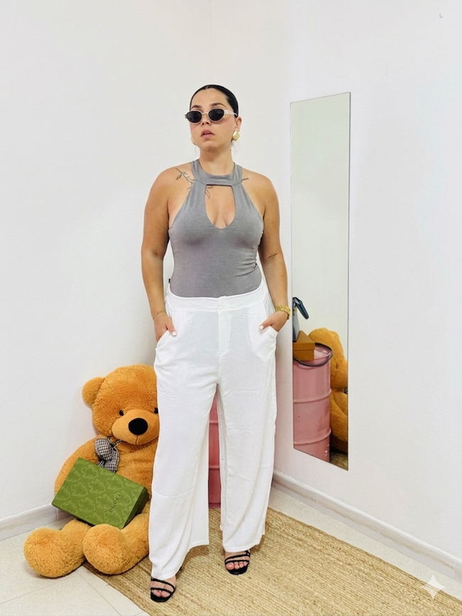 Body Halter Cut-Out