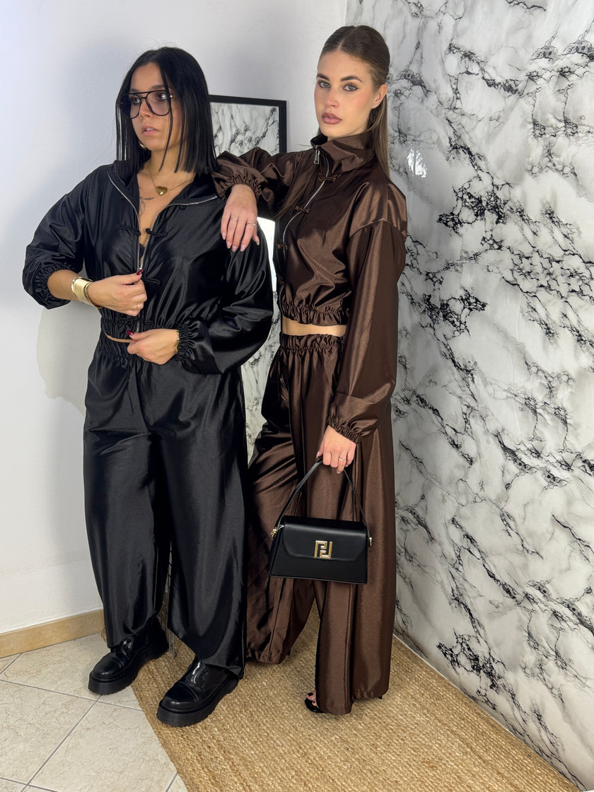 Completo Satin Glow