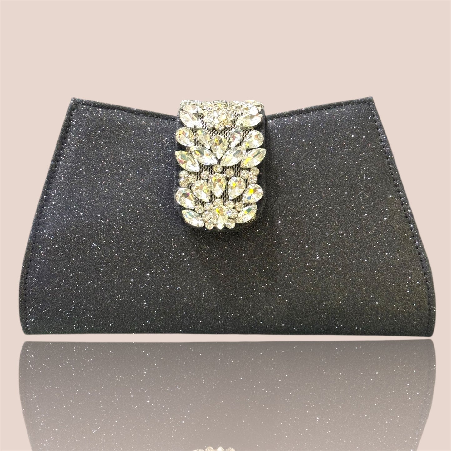 Clutch Glam con Cristalli – Eleganza Brillante