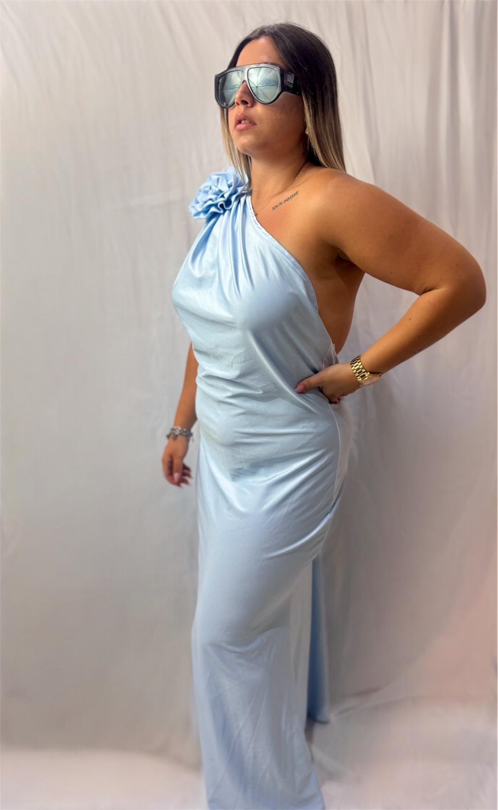 Abito Azzurro Monospalla con Fiore e Foulard — Linea Curvy